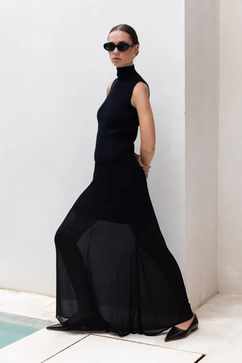 Electric Moments Skirt - Black