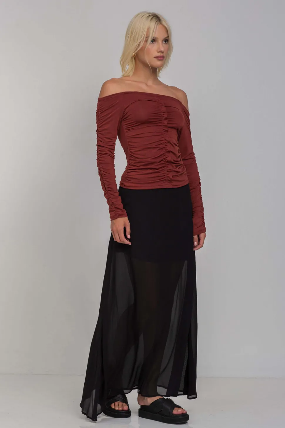 Electric Moments Skirt - Black