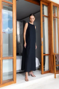 Finally Here Maxi - Black