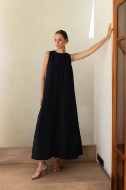 Finally Here Maxi - Black
