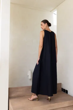 Finally Here Maxi - Black