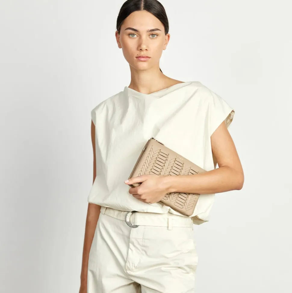 Saben - Tilly's Big Sis Crossbody - Tea Chevron