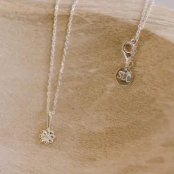 Silver Linings - Fleur Necklace - Silver