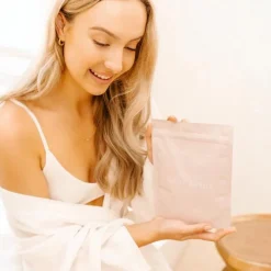 The Skin Kitchen - Vanilla Latte Body Scrub - 200g