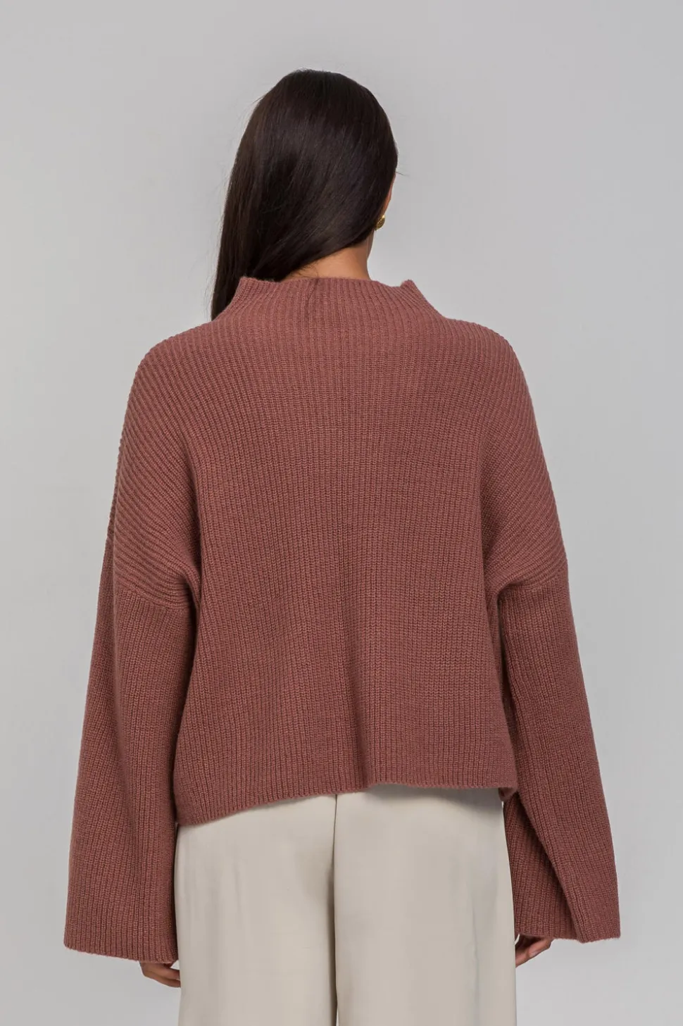 United Allure Sweater - Rosy Brown